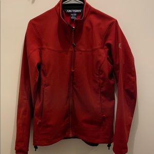 Womens Arcteryx’s soft shell size M, GUC